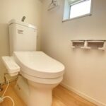 1階トイレ(内装)