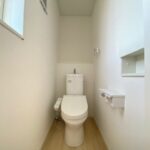 2階トイレ(内装)